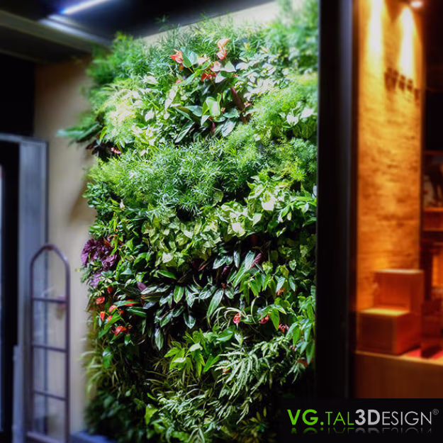Main view of Interior Green Wall in Paris, custom living green wall